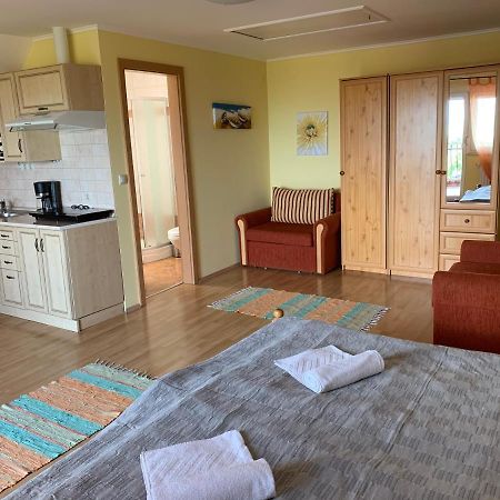 Holidaysport Haus Balatongyorok Ngoại thất bức ảnh
