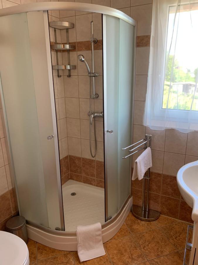 Holidaysport Haus Balatongyorok Ngoại thất bức ảnh